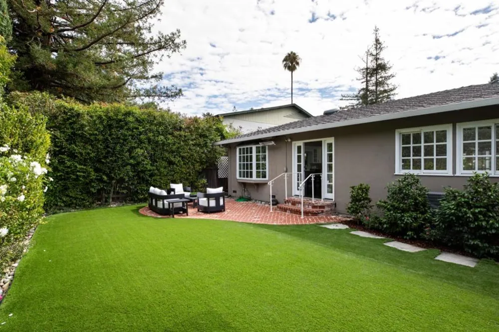 2014 Camino De Los Robles Menlo Park, CA 94025