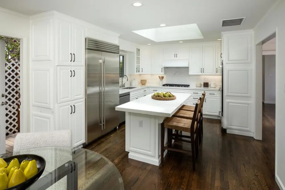 2014 Camino De Los Robles Menlo Park, CA 94025