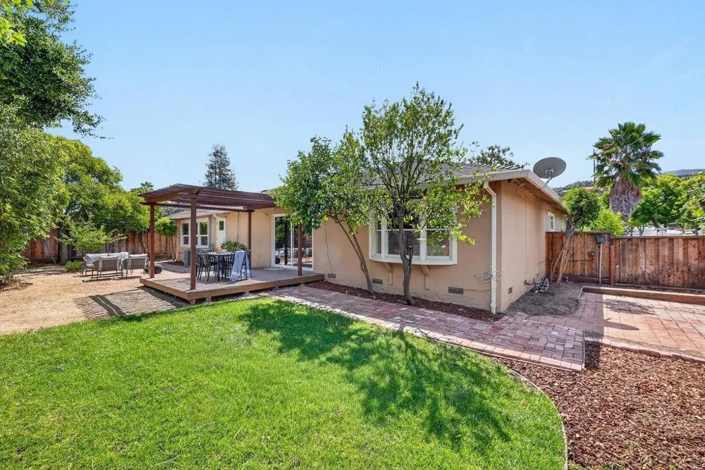 315 Blossom Valley Drive Los Gatos, CA 95032