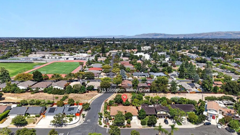 315 Blossom Valley Drive Los Gatos, CA 95032
