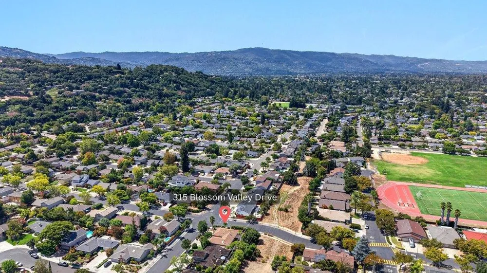 315 Blossom Valley Drive Los Gatos, CA 95032