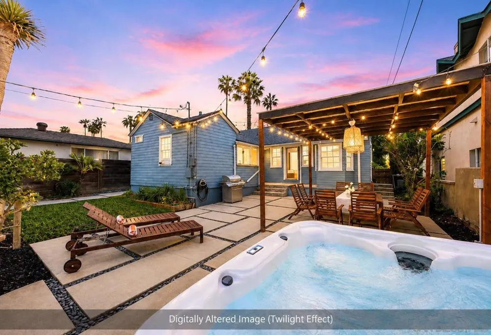 4754 Saratoga San Diego, CA 92107