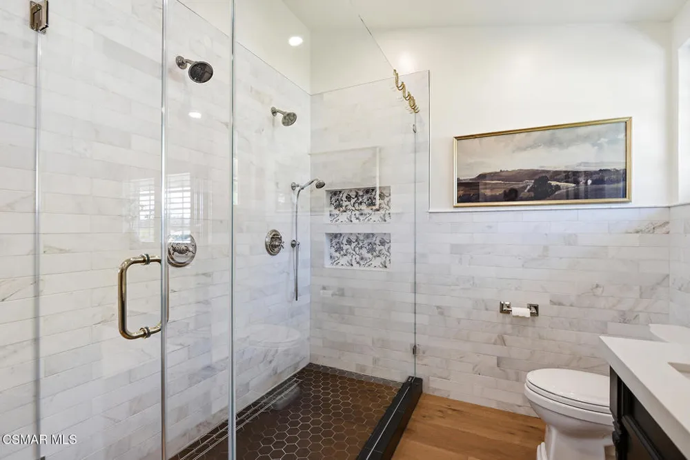 1944 Stonesgate Street Thousand Oaks, CA 91361