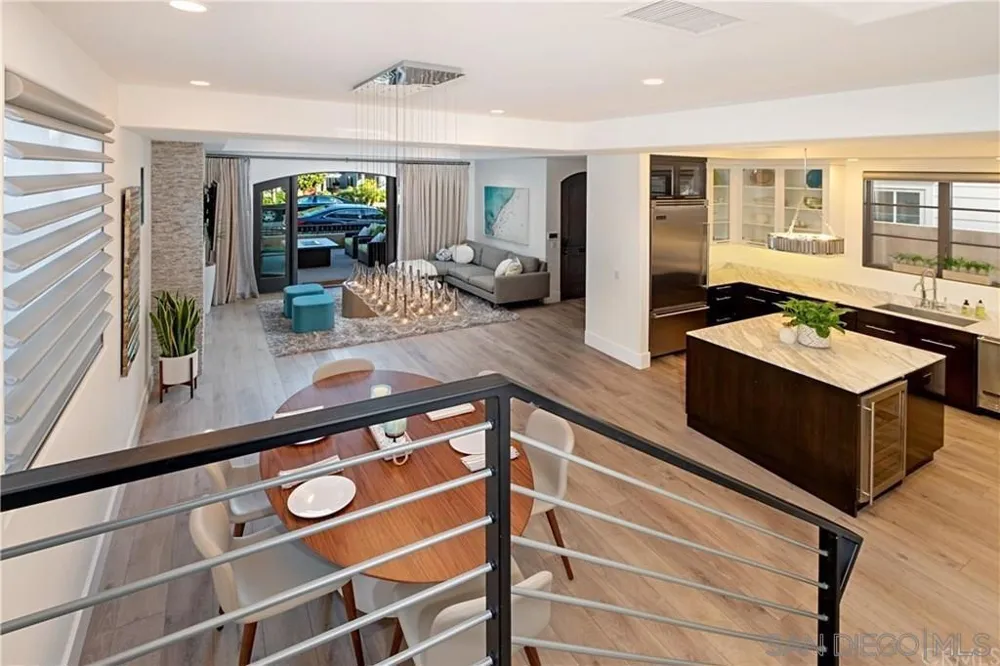 435 Carnation Ave Corona del Mar, CA 92625