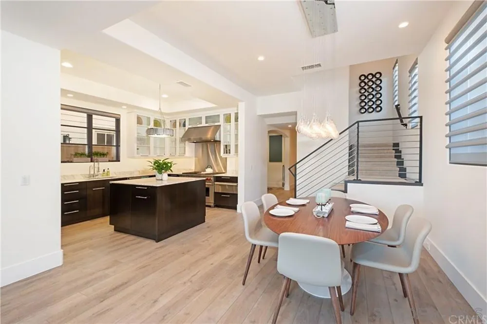 435 Carnation Ave Corona del Mar, CA 92625