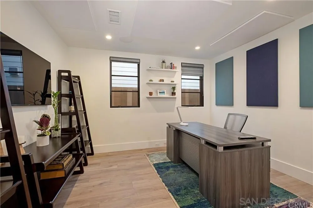 435 Carnation Ave Corona del Mar, CA 92625