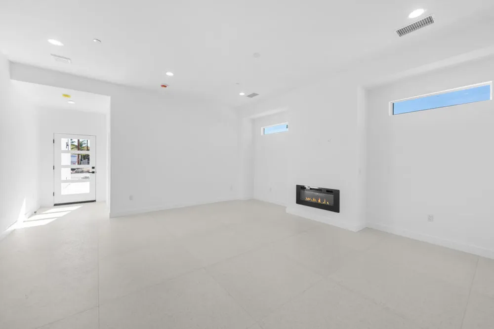 18519 Sagebrush Trail Desert Hot Springs, CA 92241