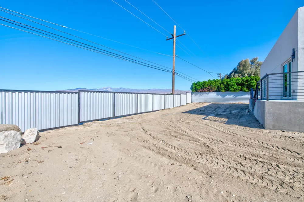 18519 Sagebrush Trail Desert Hot Springs, CA 92241
