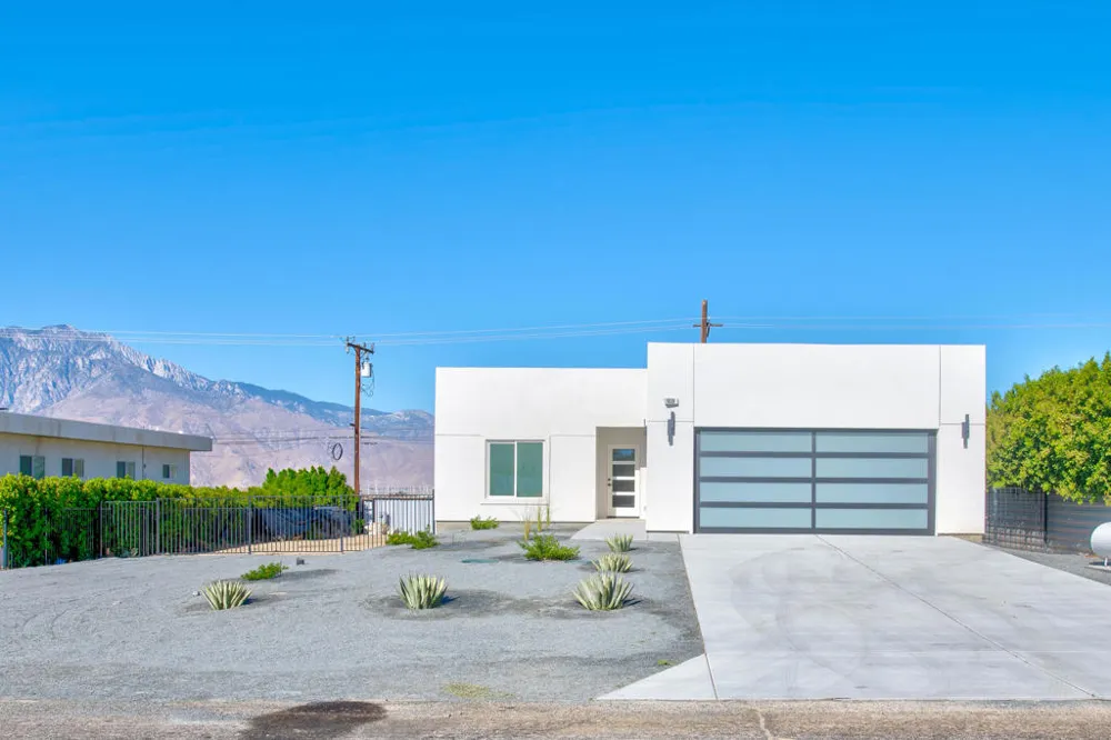 18519 Sagebrush Trail Desert Hot Springs, CA 92241