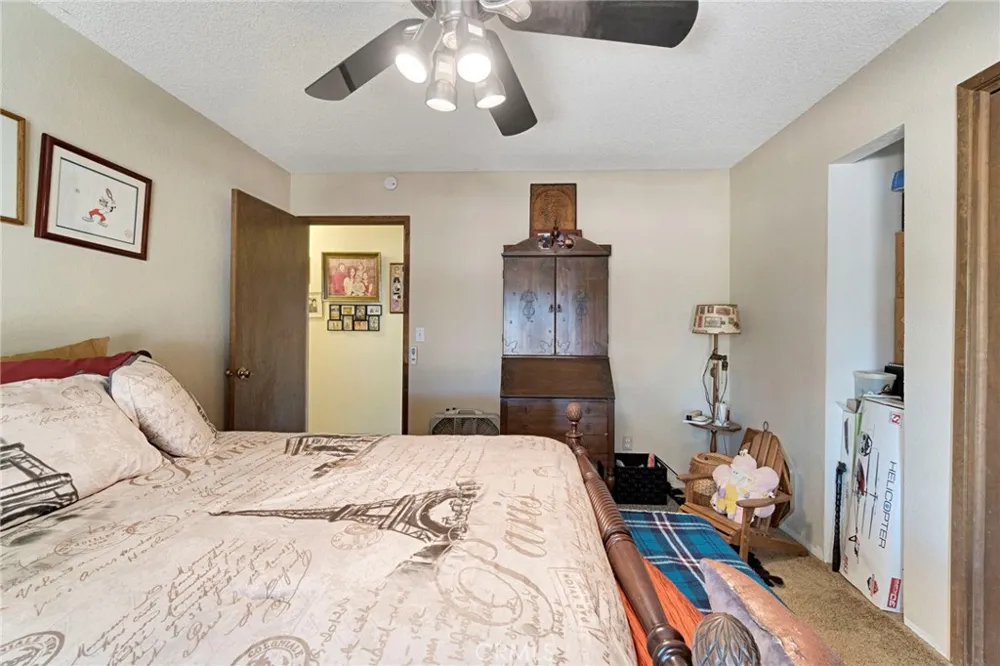 11801 Mckelvy Clovis, CA 93619