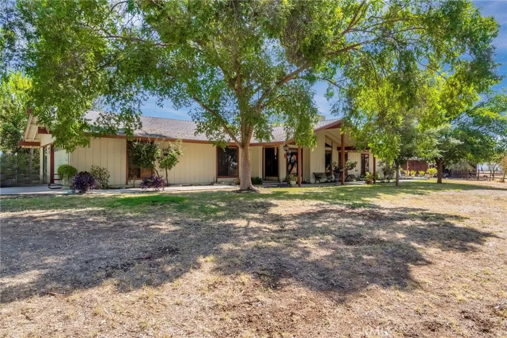 11801 Mckelvy Clovis, CA 93619