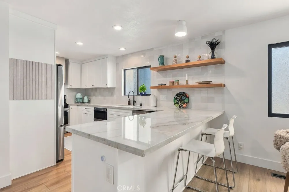 1121 Stanford Redondo Beach, CA 90278