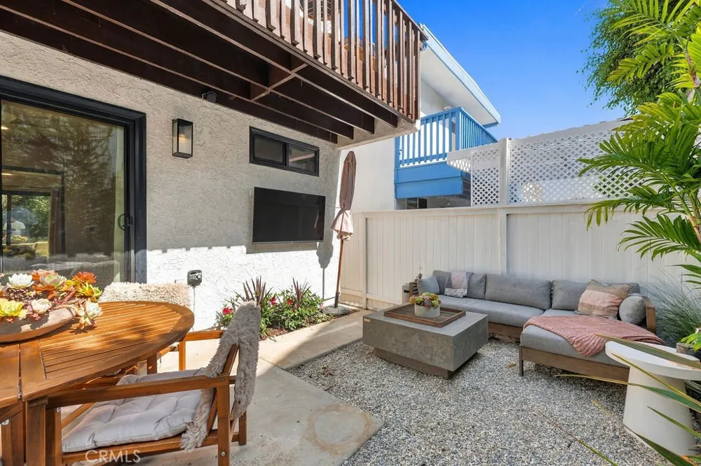1121 Stanford Redondo Beach, CA 90278