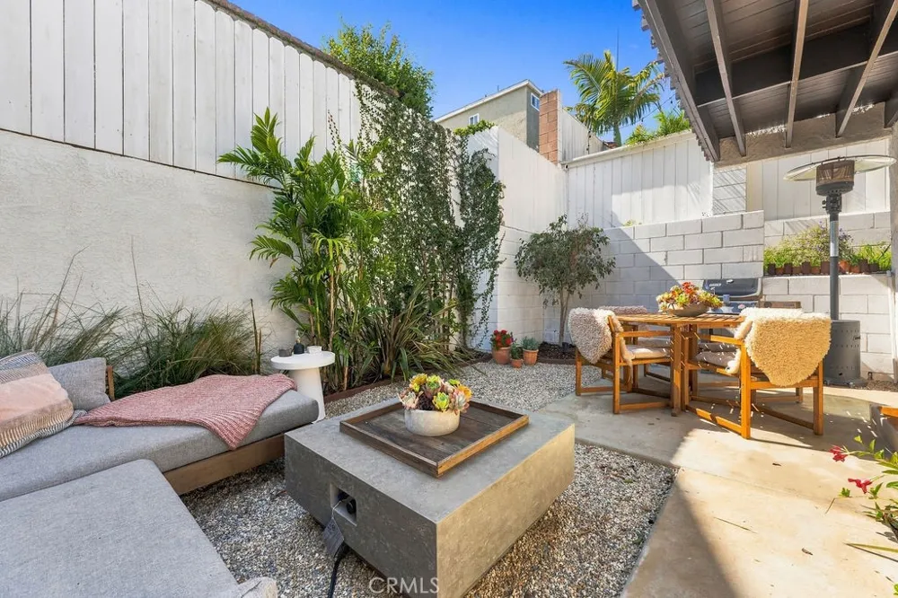 1121 Stanford Redondo Beach, CA 90278