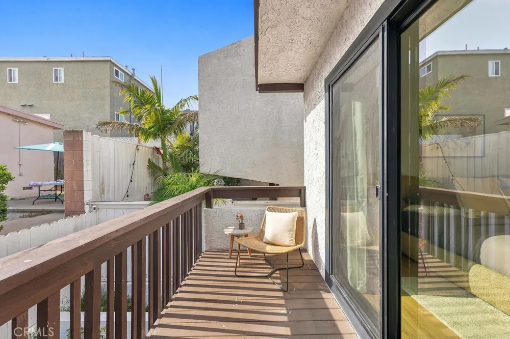 1121 Stanford Redondo Beach, CA 90278