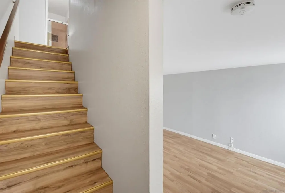 5725 Linda Vista Road #2 San Diego, CA 92110