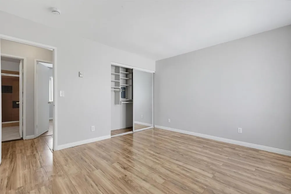 5725 Linda Vista Road #2 San Diego, CA 92110
