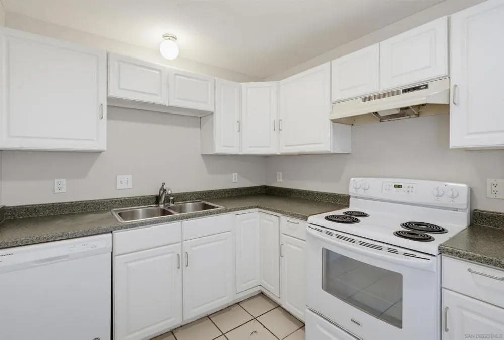 5725 Linda Vista Road #2 San Diego, CA 92110