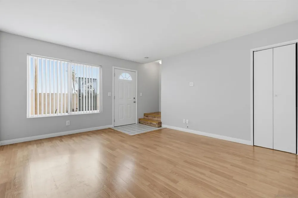 5725 Linda Vista Road #2 San Diego, CA 92110