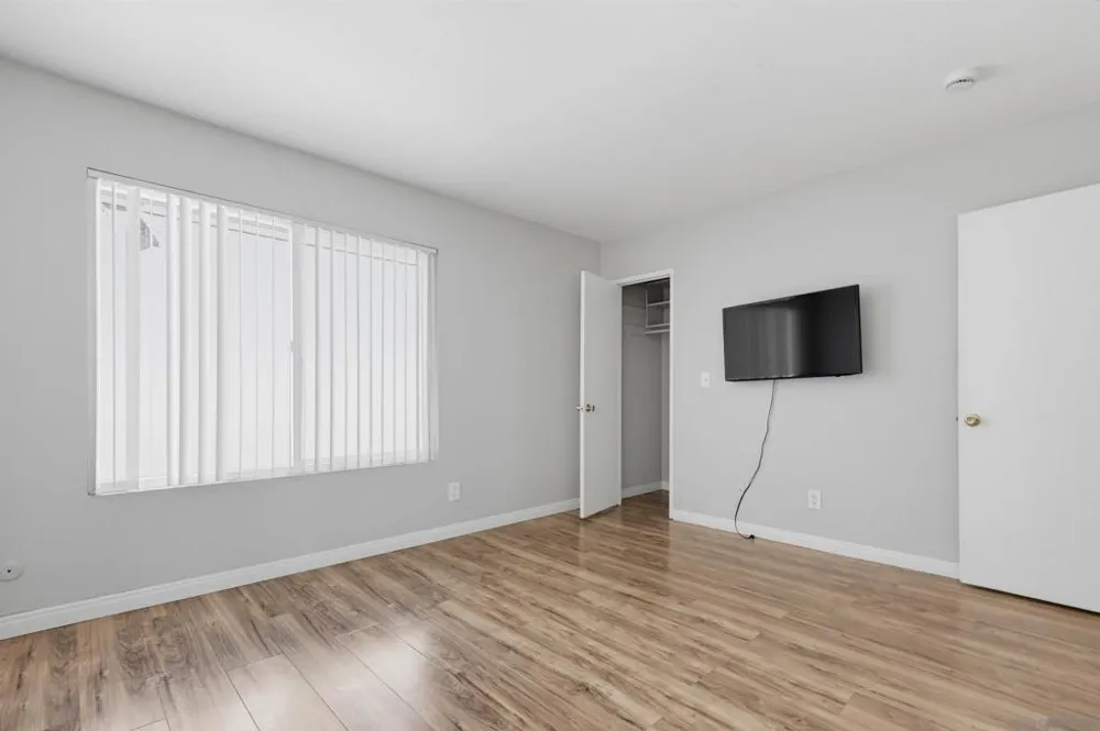 5725 Linda Vista Road #2 San Diego, CA 92110