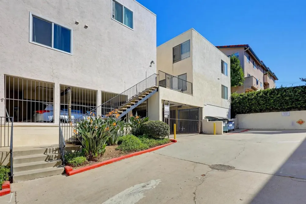 5725 Linda Vista Road #2 San Diego, CA 92110
