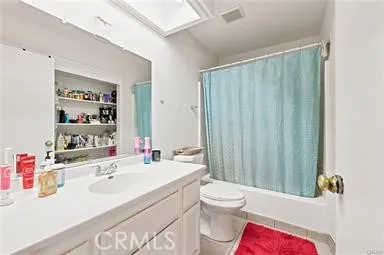 8924 Loop California City, CA 93505