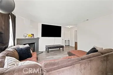 8924 Loop California City, CA 93505