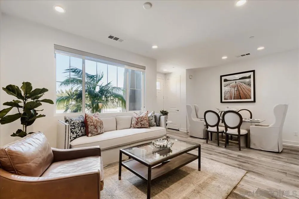 3316 Campo Azul Ct Carlsbad, CA 92010