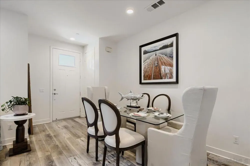 3316 Campo Azul Ct Carlsbad, CA 92010