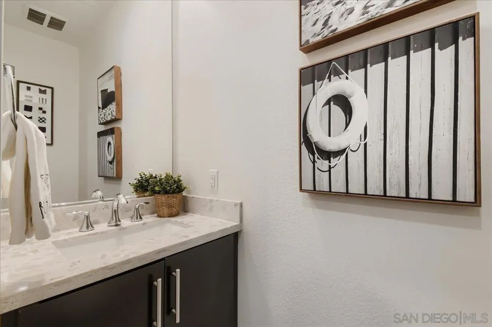 3316 Campo Azul Ct Carlsbad, CA 92010