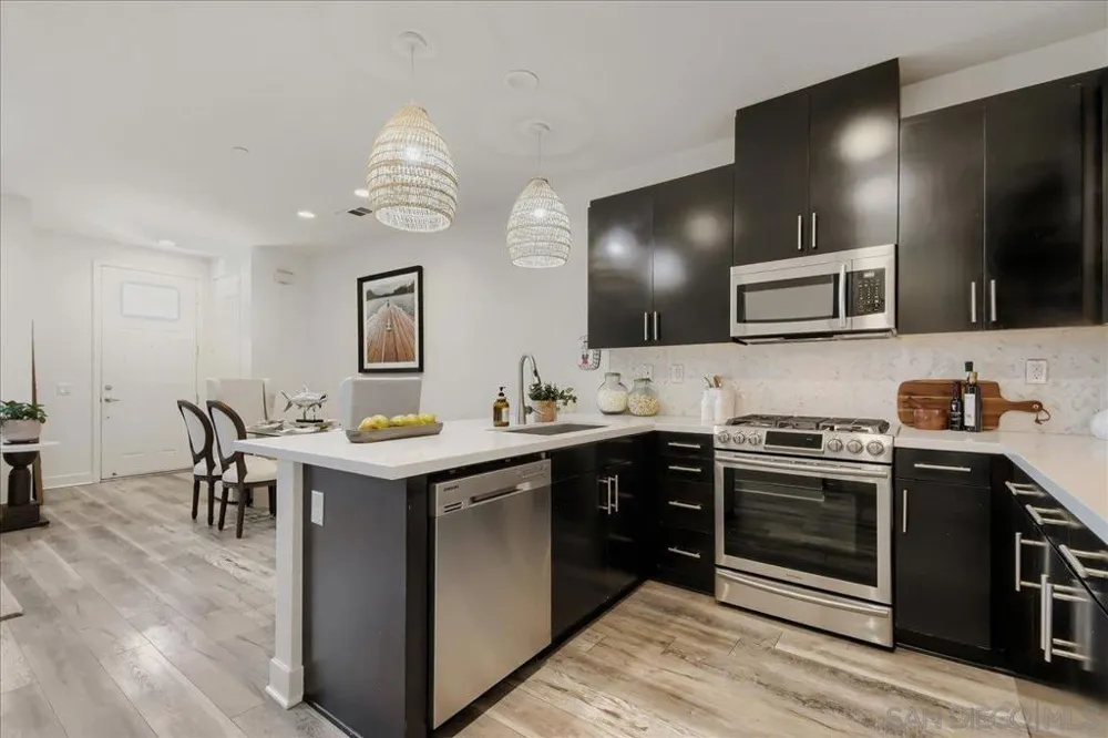 3316 Campo Azul Ct Carlsbad, CA 92010