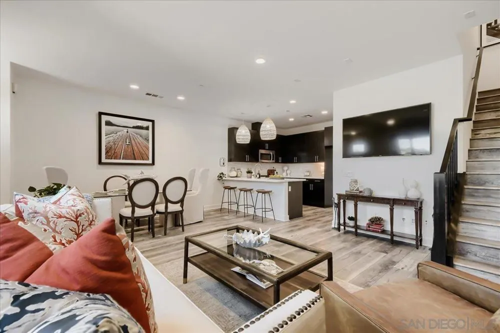 3316 Campo Azul Ct Carlsbad, CA 92010