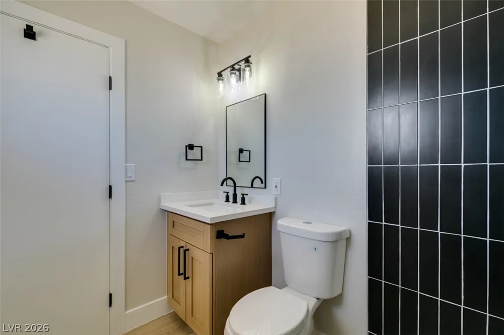 5920 Forrest Hills Lane Las Vegas, NV 89108