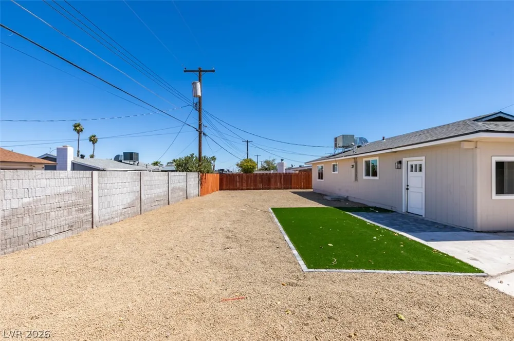 5920 Forrest Hills Lane Las Vegas, NV 89108