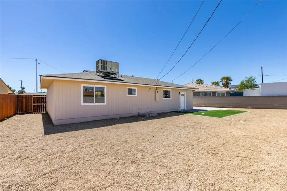 5920 Forrest Hills Lane Las Vegas, NV 89108