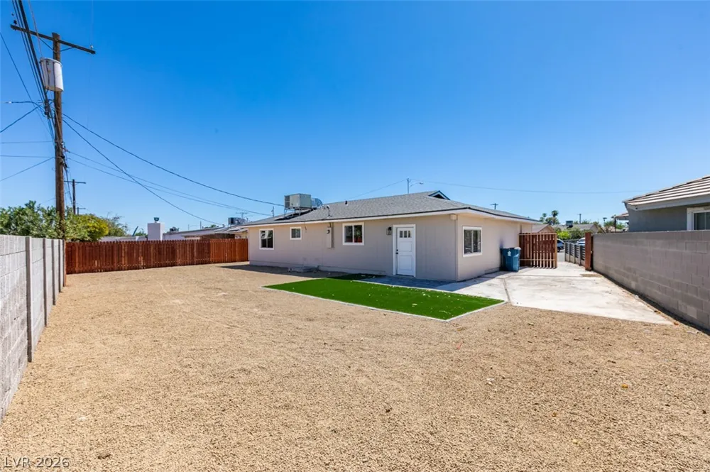 5920 Forrest Hills Lane Las Vegas, NV 89108