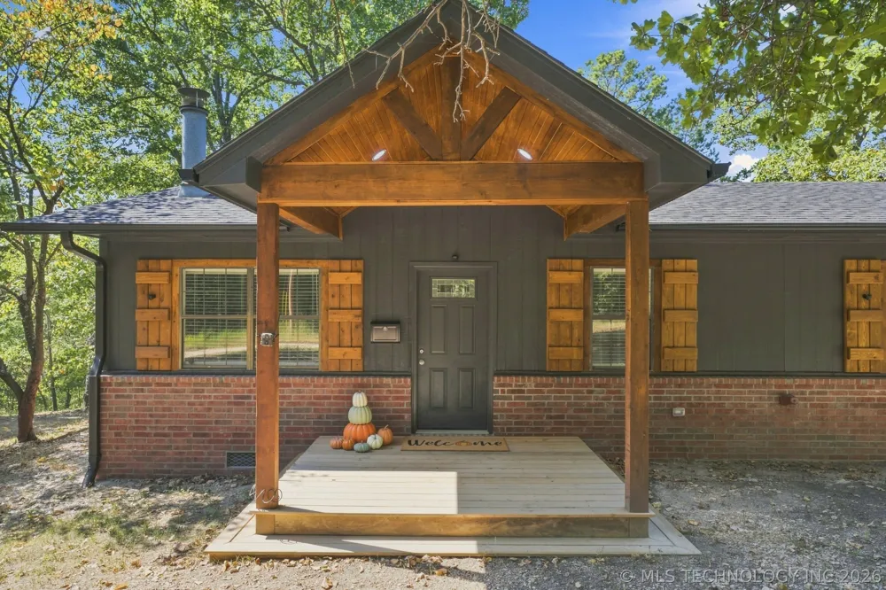 1029 Country Club Road Eucha, OK 74342