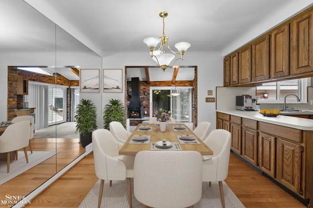20631 Wedgewood Drive Grosse Pointe Woods City, MI 48236