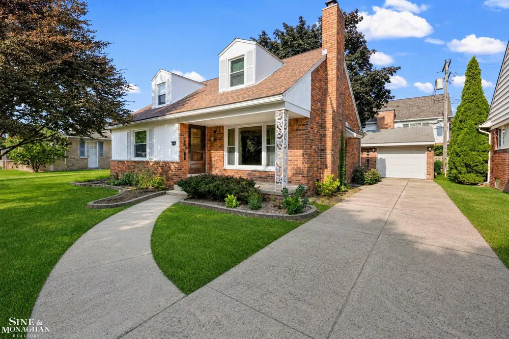 20631 Wedgewood Drive Grosse Pointe Woods City, MI 48236
