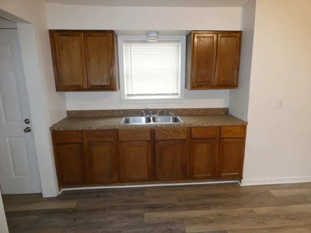 1330 Bishop Avenue Benton Harbor City, MI 49022