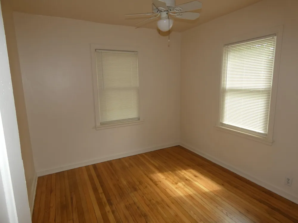 1330 Bishop Avenue Benton Harbor City, MI 49022