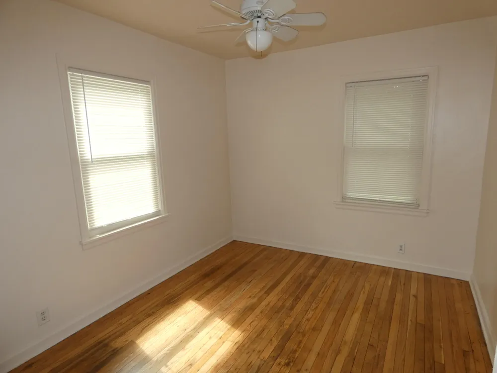 1330 Bishop Avenue Benton Harbor City, MI 49022