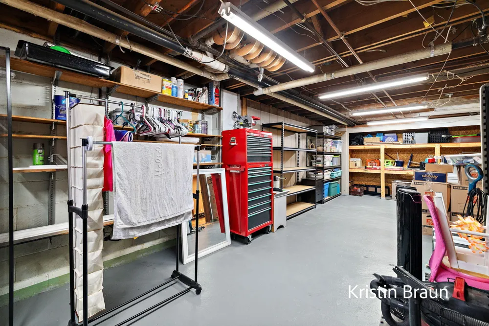 4078 Highgate Road Norton Shores City, MI 49441
