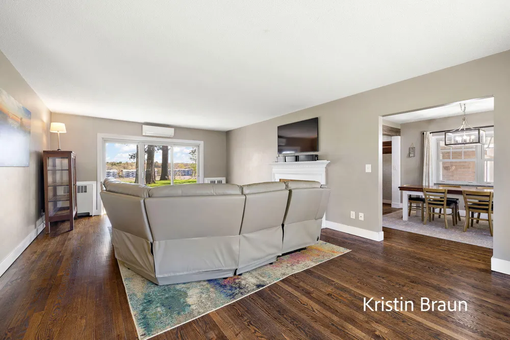 4078 Highgate Road Norton Shores City, MI 49441