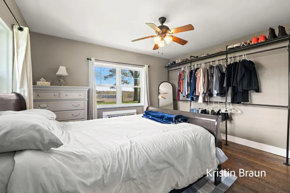 4078 Highgate Road Norton Shores City, MI 49441
