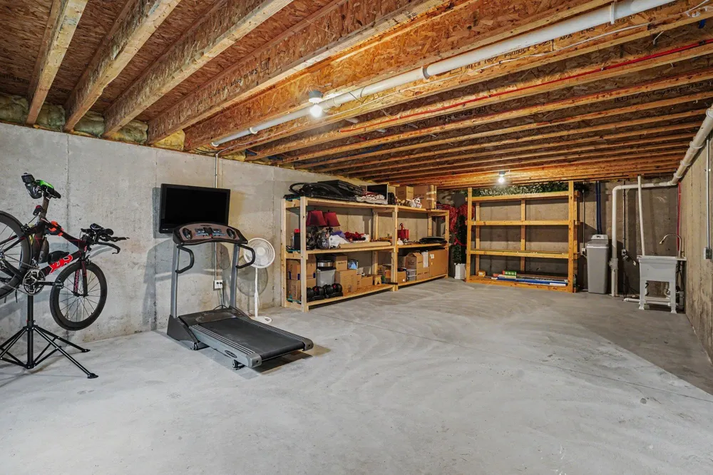 6703 Bela Avenue Oshtemo Charter Township, MI 49009