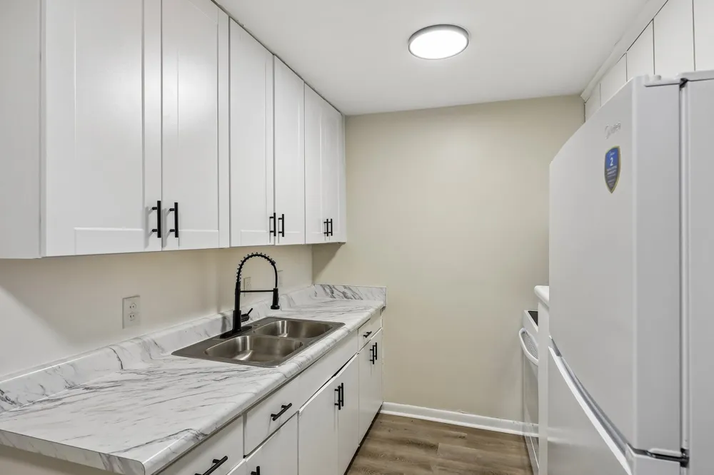 550 Harding Pl #F122 Nashville, TN 37211