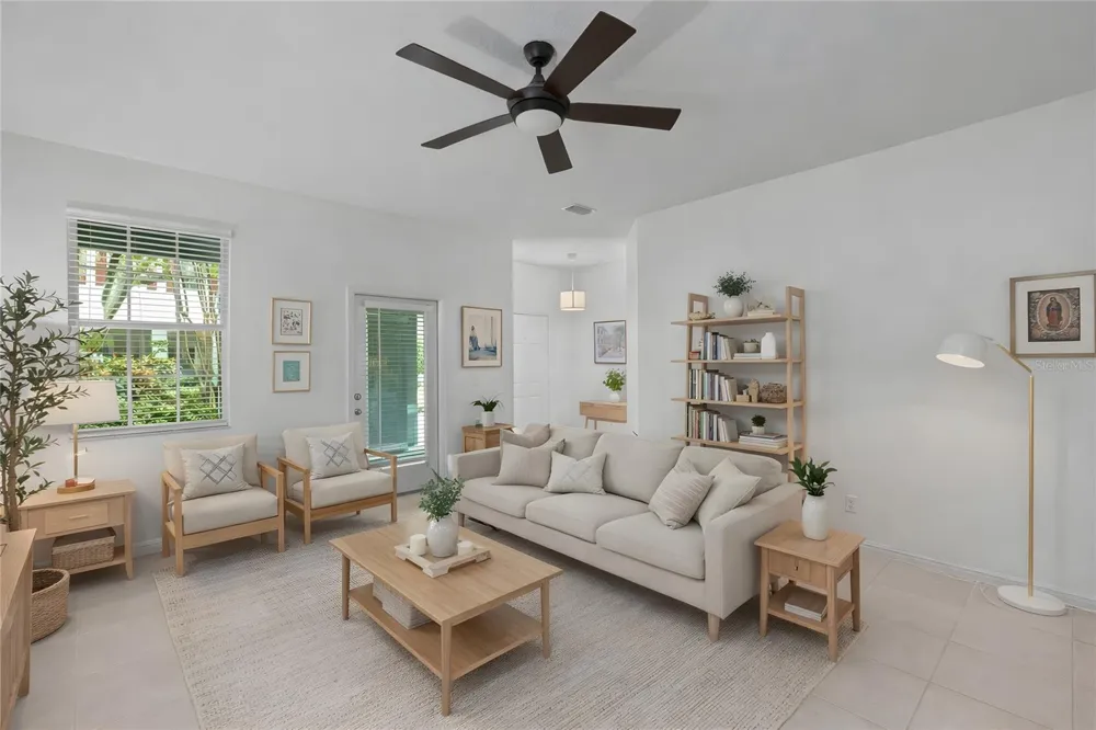 9410 GEORGIAN PARK LANE #105 Tampa, FL 33626
