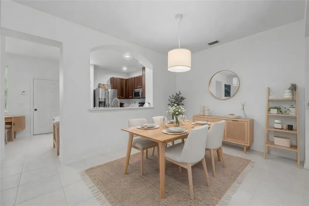 9410 GEORGIAN PARK LANE #105 Tampa, FL 33626