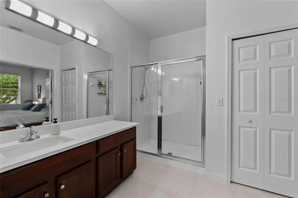 9410 GEORGIAN PARK LANE #105 Tampa, FL 33626